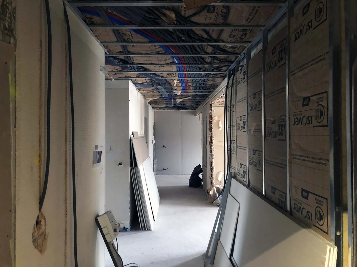 Un appartement bleu Klein, vue 1