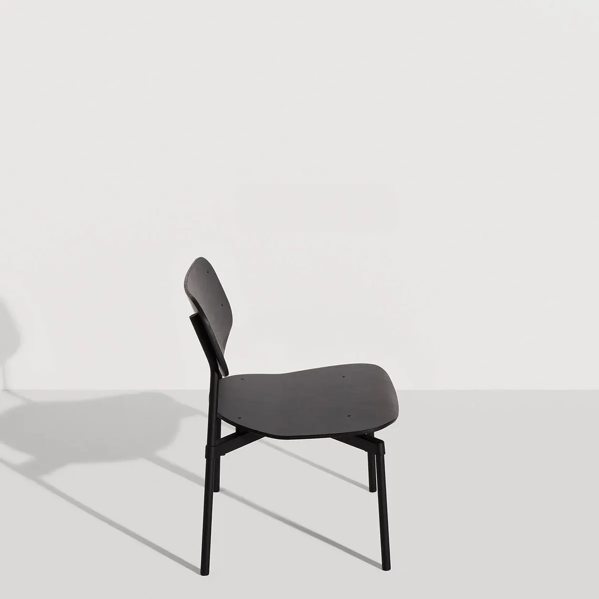 Petite Friture : L'Élégance du Design Français, ambiance 4